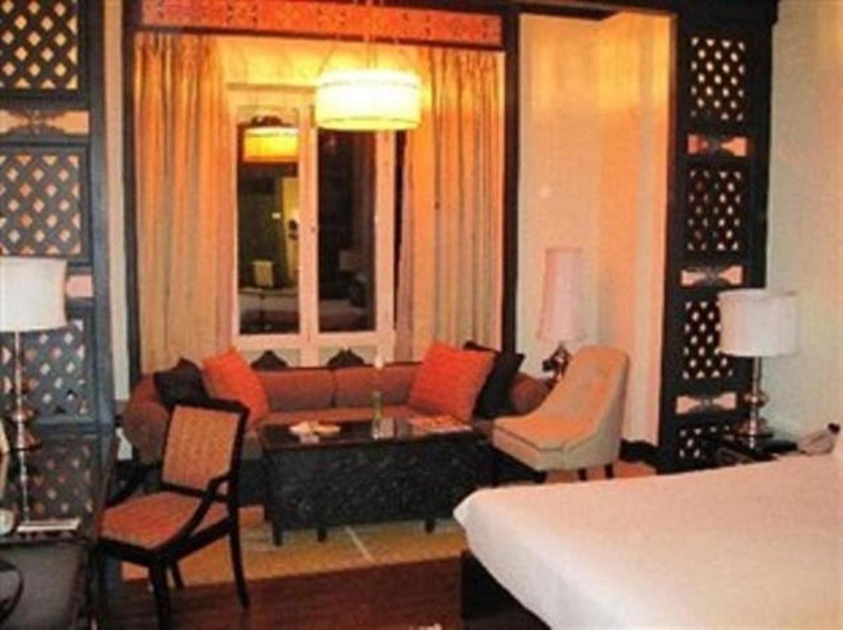Pemako Hotel Тхимпху Екстериор снимка