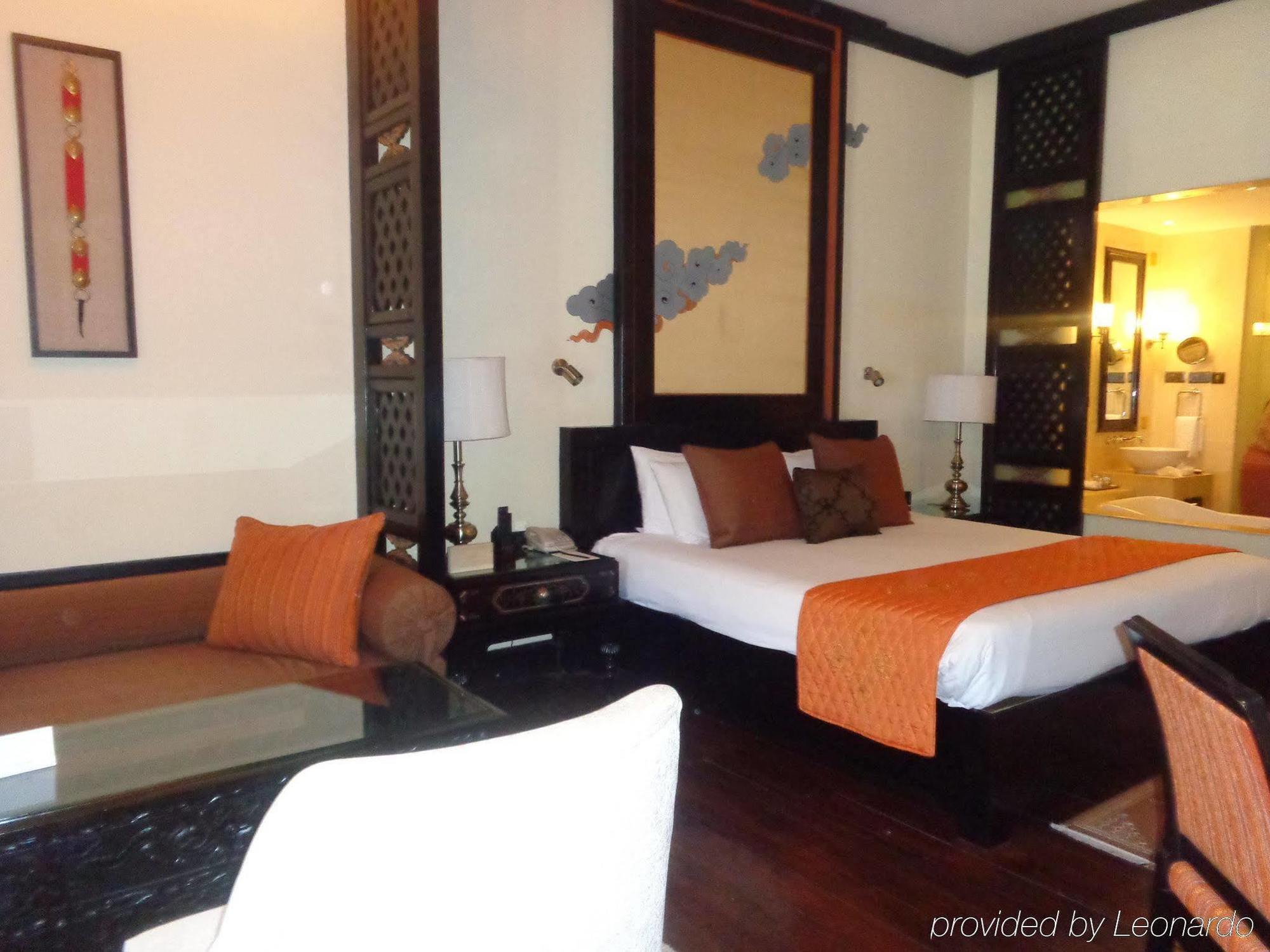 Pemako Hotel Тхимпху Екстериор снимка